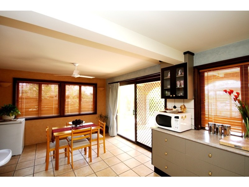 3 Dirk Hartog Place, Hollywell QLD 4216