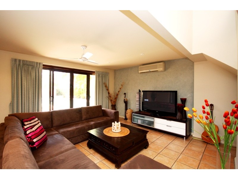 3 Dirk Hartog Place, Hollywell QLD 4216