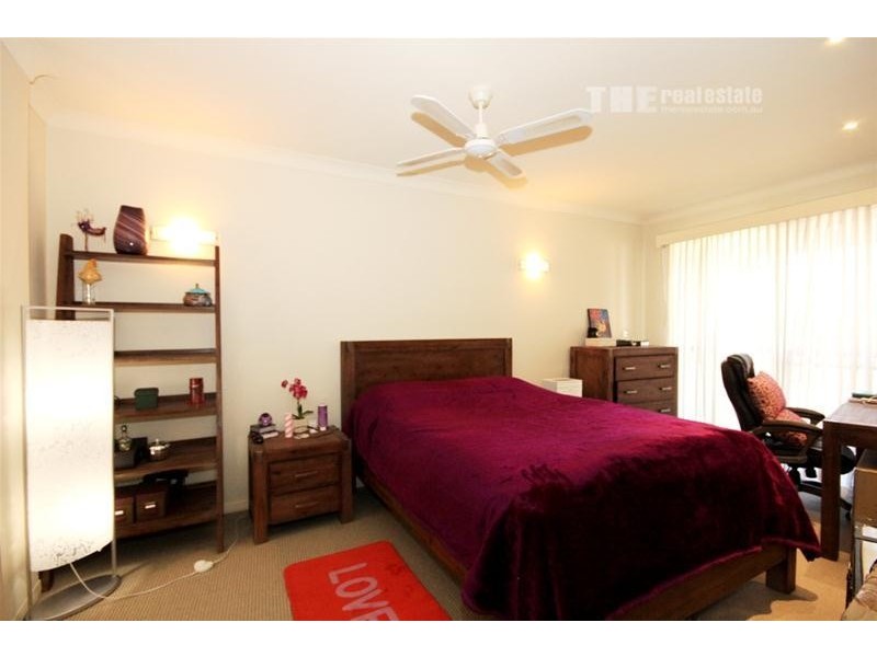 11/27 Ranier Crescent, Varsity Lakes QLD 4227