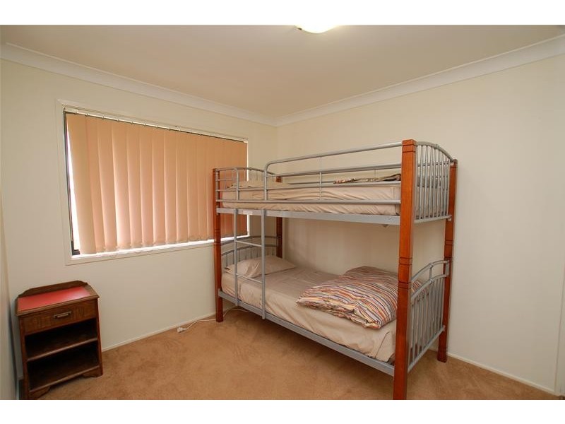 4 Dotterel Drive, Burleigh Waters QLD 4220