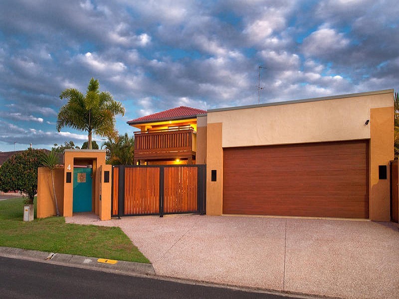 4 Dotterel Drive, Burleigh Waters QLD 4220