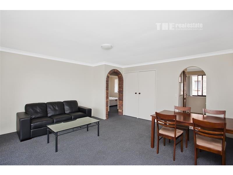 8/12 Duet Drive, Mermaid Waters QLD 4218