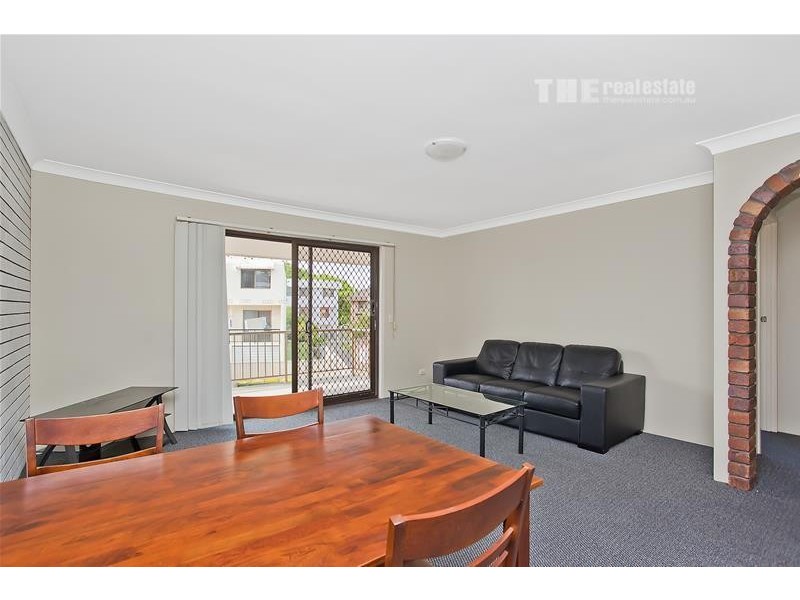 8/12 Duet Drive, Mermaid Waters QLD 4218