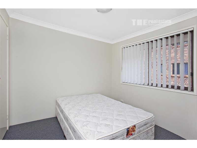 8/12 Duet Drive, Mermaid Waters QLD 4218