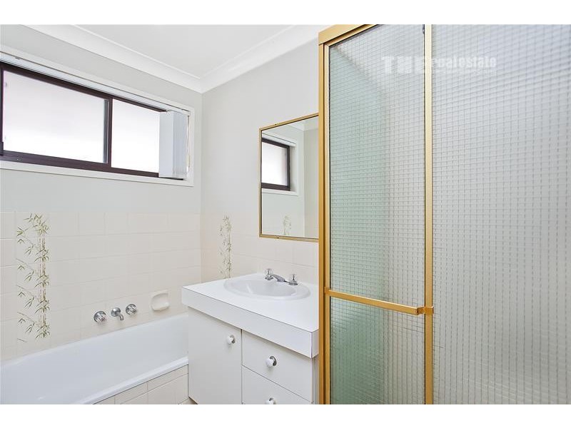 8/12 Duet Drive, Mermaid Waters QLD 4218