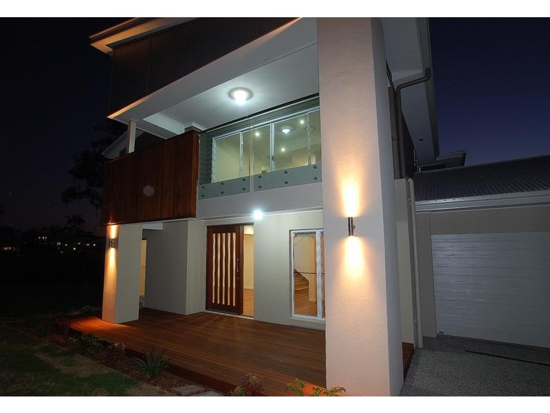 13 Saleya Drive, Varsity Lakes QLD 4227