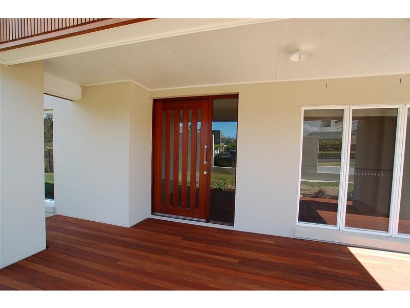 13 Saleya Drive, Varsity Lakes QLD 4227