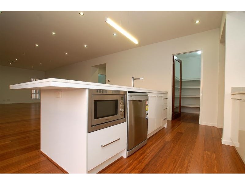 13 Saleya Drive, Varsity Lakes QLD 4227