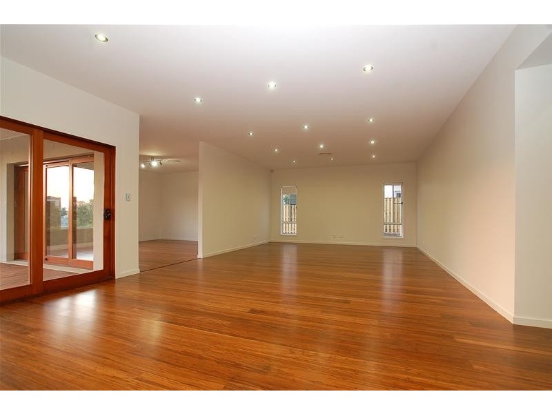 13 Saleya Drive, Varsity Lakes QLD 4227