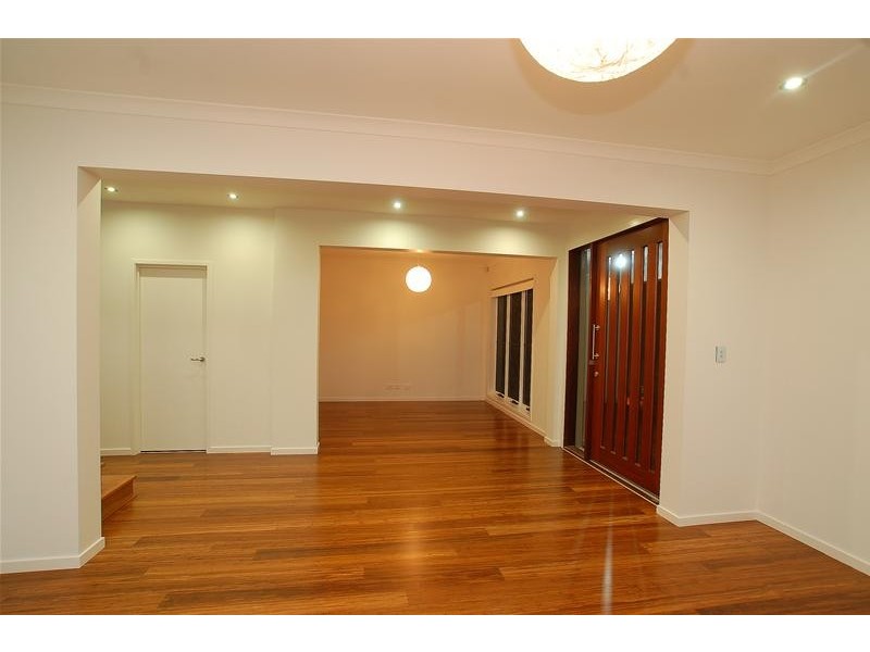 13 Saleya Drive, Varsity Lakes QLD 4227