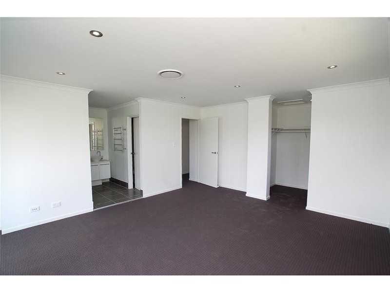 13 Saleya Drive, Varsity Lakes QLD 4227