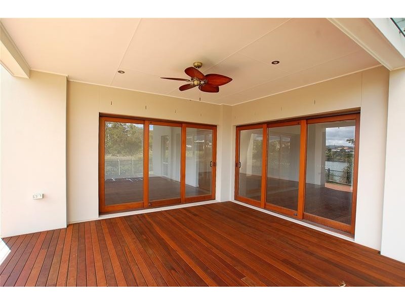 13 Saleya Drive, Varsity Lakes QLD 4227