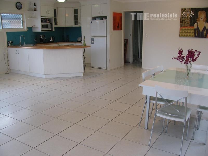 148 Nobby Parade, Miami QLD 4220