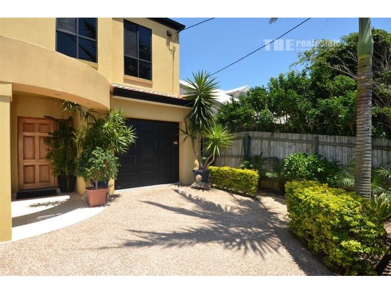 2/2264 Gold Coast Highway, Mermaid Beach QLD 4218