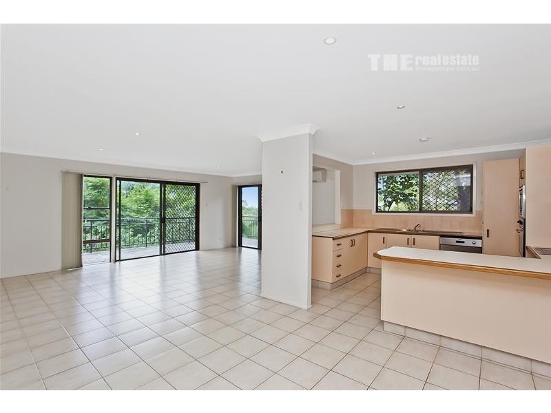 4 Harmes Place, Tallebudgera QLD 4228