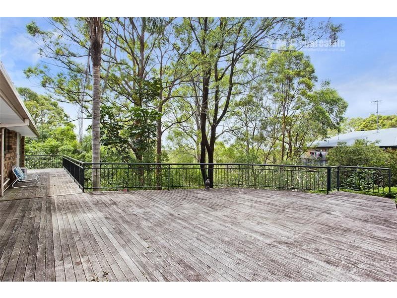 4 Harmes Place, Tallebudgera QLD 4228
