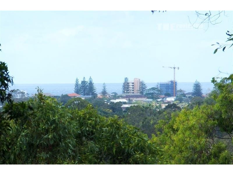 4 Harmes Place, Tallebudgera QLD 4228