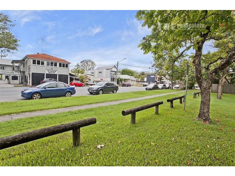 4 Harmes Place, Tallebudgera QLD 4228
