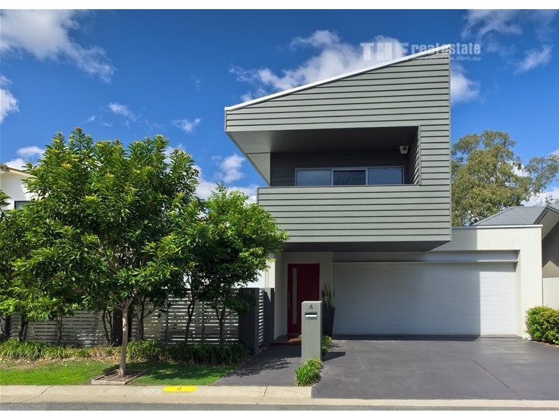 4 Cape Martin Lane, Varsity Lakes QLD 4227