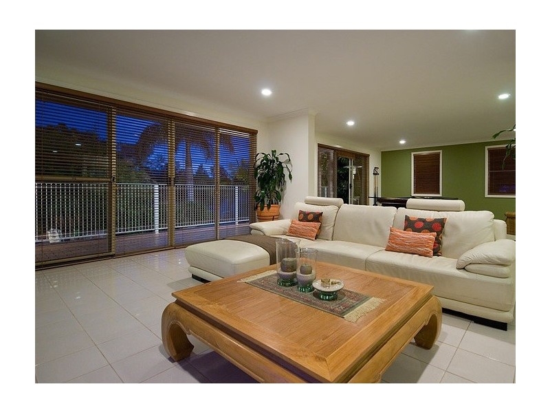 47 Meadowlake Drive, Carrara QLD 4211