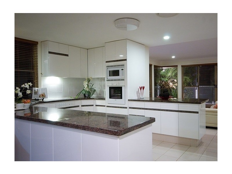 47 Meadowlake Drive, Carrara QLD 4211