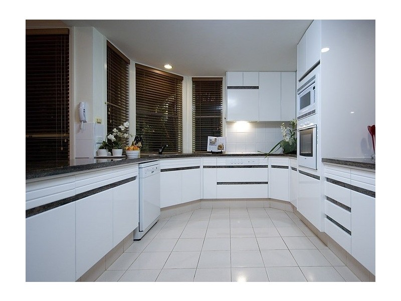 47 Meadowlake Drive, Carrara QLD 4211