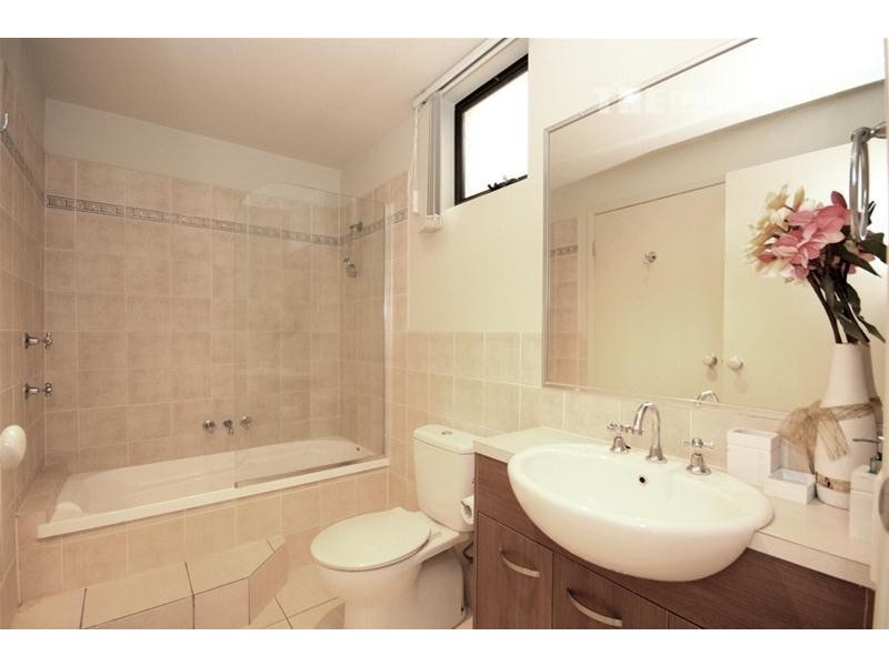 7/27 Ranier Crescent, Varsity Lakes QLD 4227