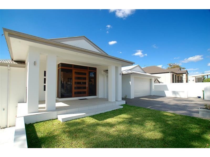 10 Bayswater Avenue, Varsity Lakes QLD 4227