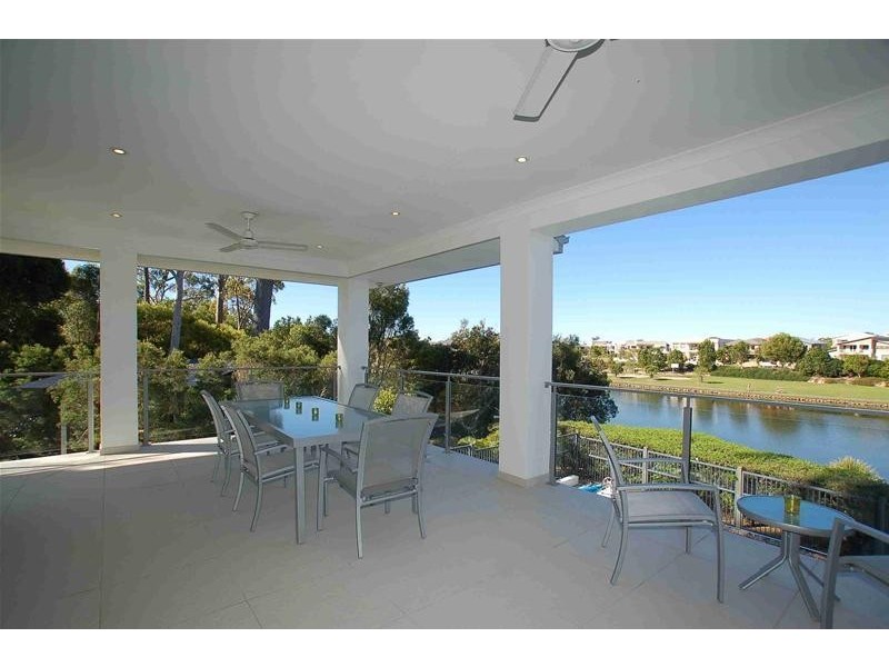 10 Bayswater Avenue, Varsity Lakes QLD 4227