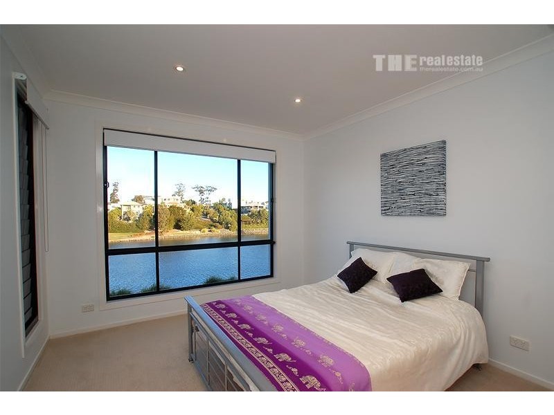 10 Bayswater Avenue, Varsity Lakes QLD 4227