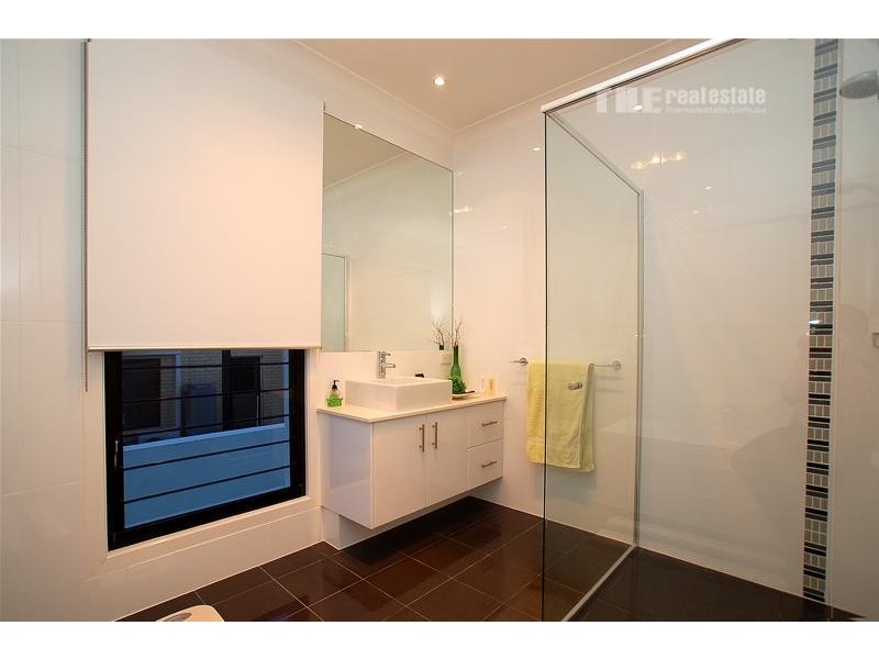 10 Bayswater Avenue, Varsity Lakes QLD 4227