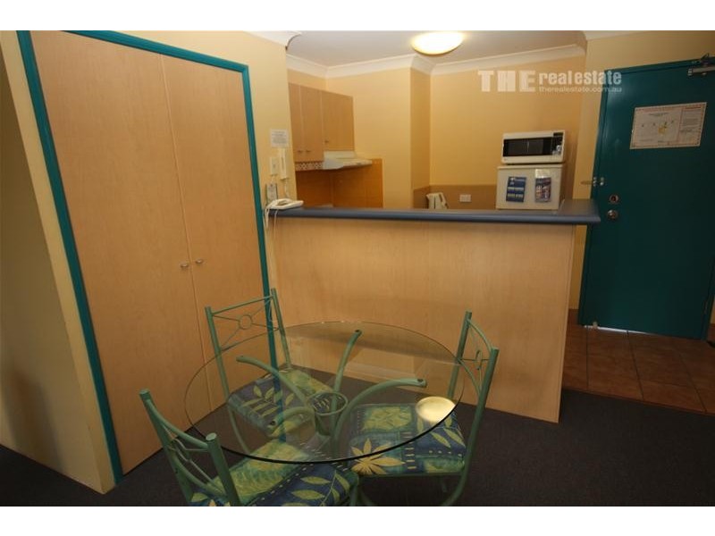 32/20 Anne Avenue, Broadbeach QLD 4218