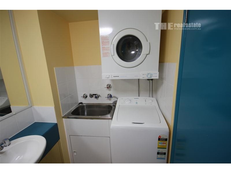 32/20 Anne Avenue, Broadbeach QLD 4218