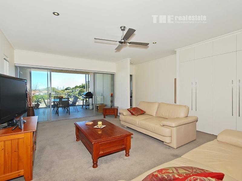 216/1 Toombul Avenue, Miami QLD 4220