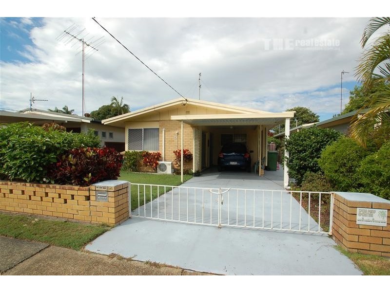 94 Albion Avenue, Miami QLD 4220