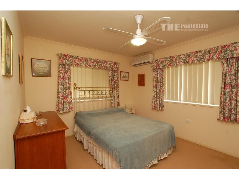 94 Albion Avenue, Miami QLD 4220