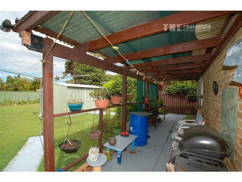 94 Albion Avenue, Miami QLD 4220