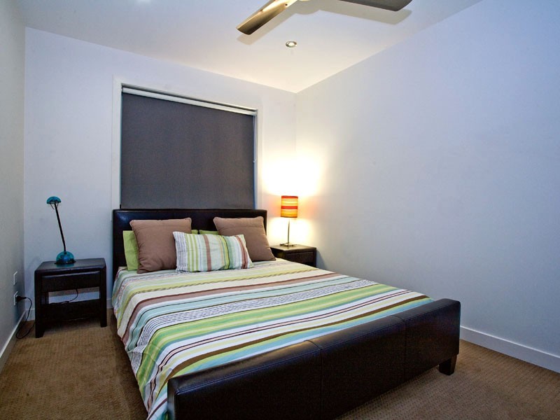 1/4 Bardon Avenue, Miami QLD 4220