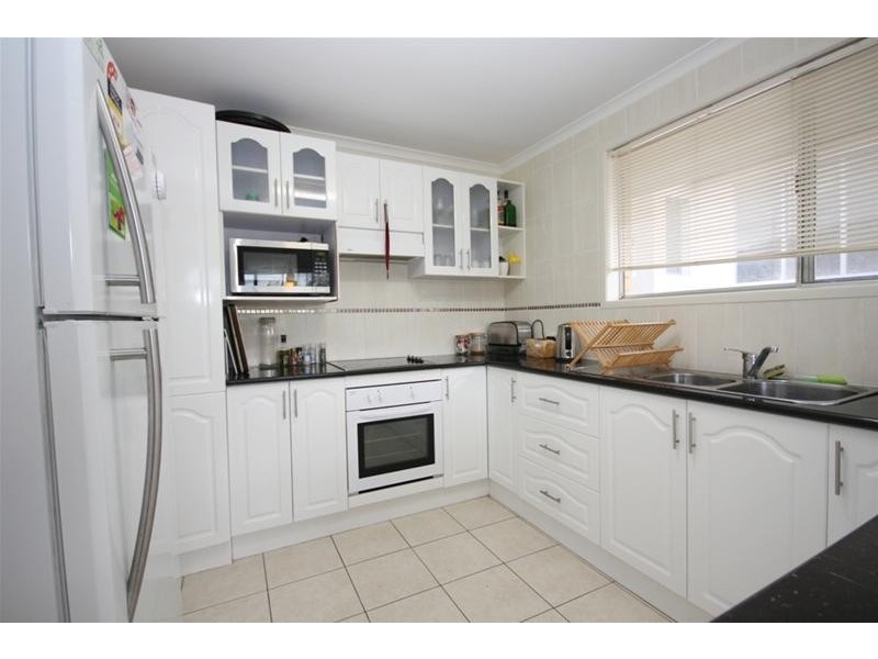 40 Sunshine Parade, Miami QLD 4220