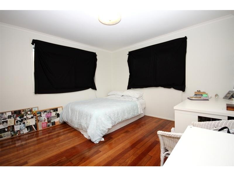 40 Sunshine Parade, Miami QLD 4220