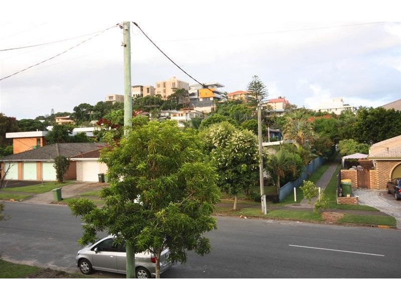 40 Sunshine Parade, Miami QLD 4220