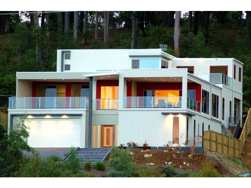 24 Skyburnett Street, Reedy Creek QLD 4227