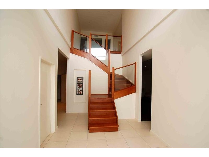 24 Skyburnett Street, Reedy Creek QLD 4227