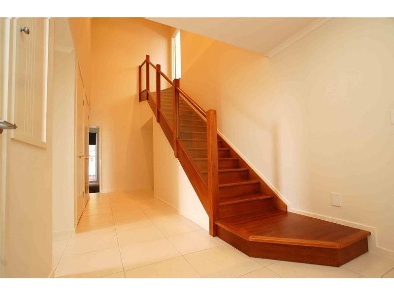 24 Skyburnett Street, Reedy Creek QLD 4227