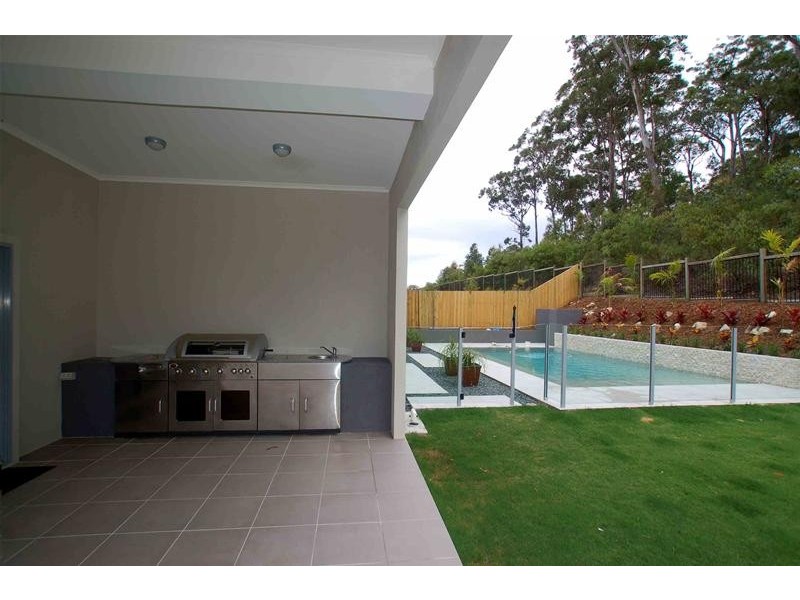 24 Skyburnett Street, Reedy Creek QLD 4227