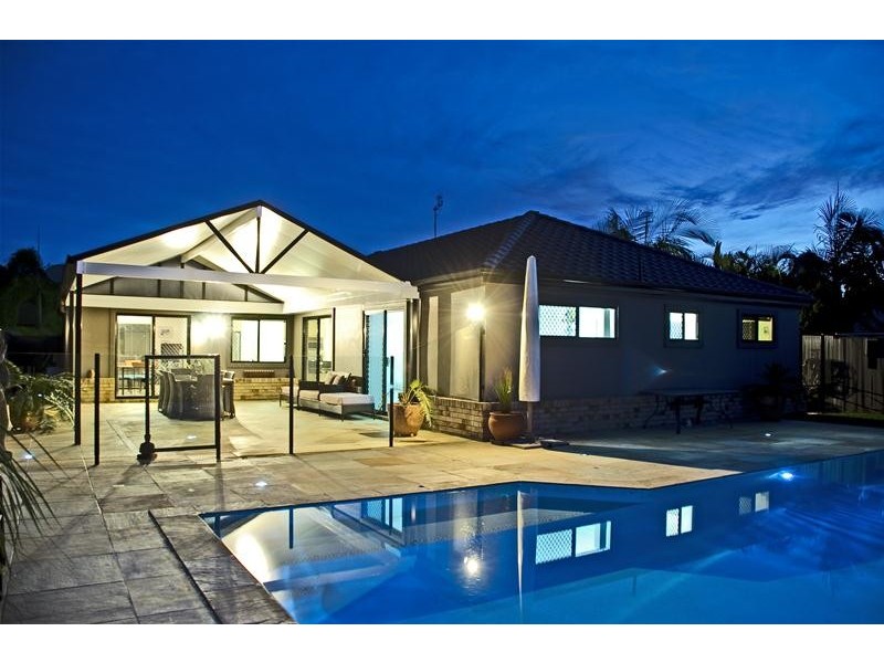 21 Sea Eagle Drive, Burleigh Waters QLD 4220