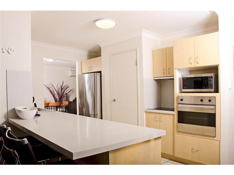 21 Sea Eagle Drive, Burleigh Waters QLD 4220