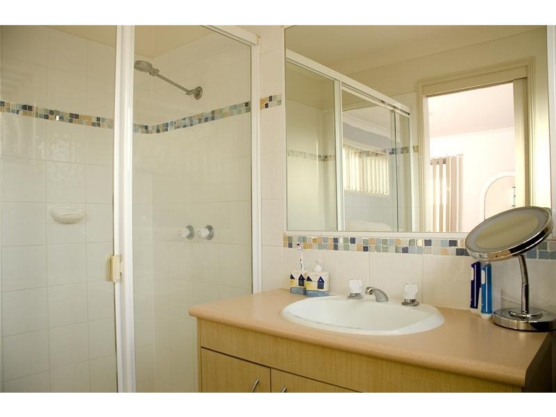 21 Sea Eagle Drive, Burleigh Waters QLD 4220