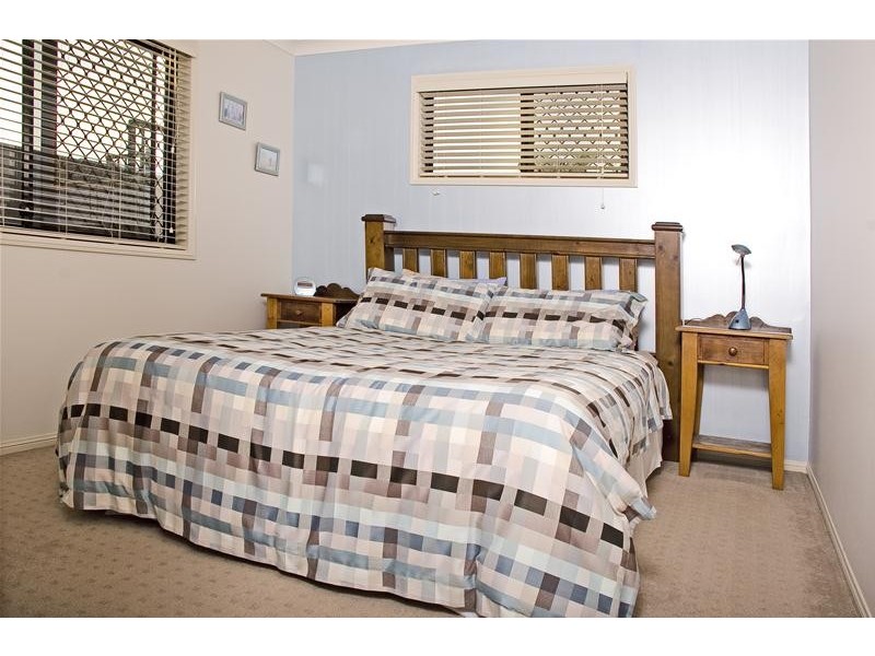 21 Sea Eagle Drive, Burleigh Waters QLD 4220