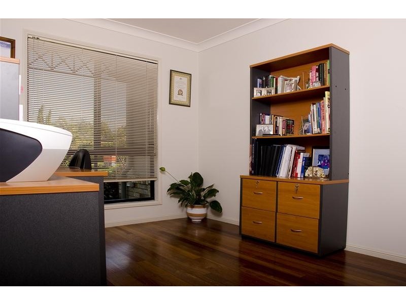 21 Sea Eagle Drive, Burleigh Waters QLD 4220